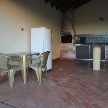 Hostel Casa Amarela Кампо Гранде Екстериор снимка